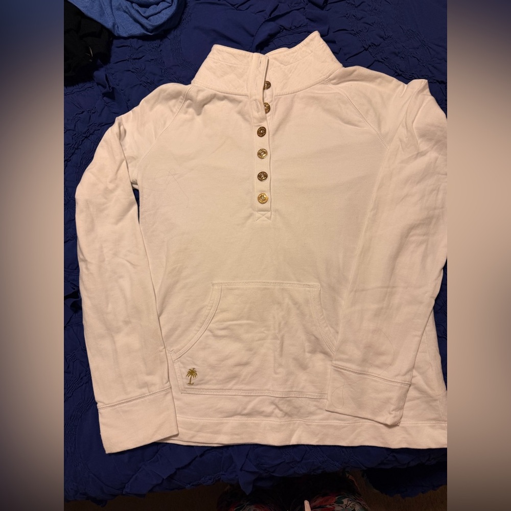 Lilly Pulitzer Popover with Button Closuee